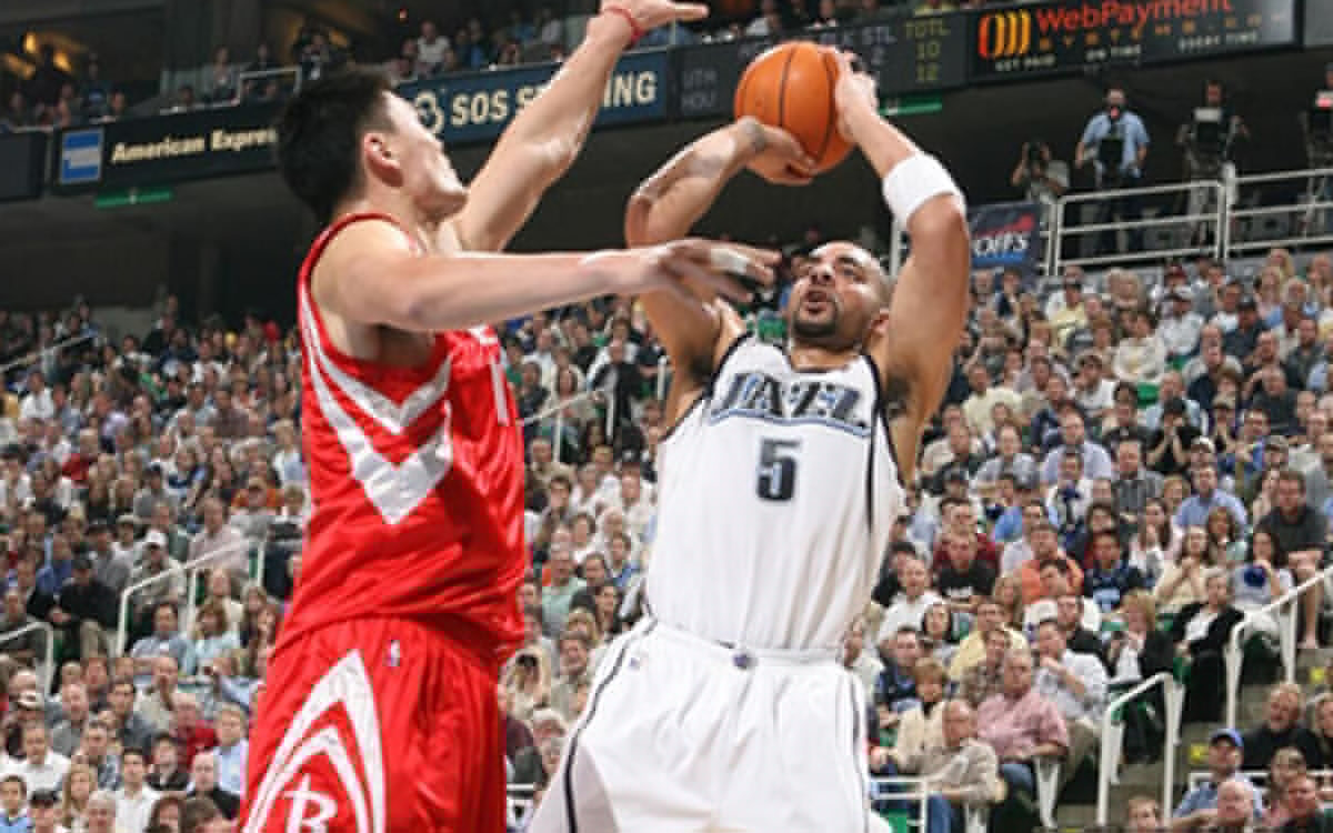 你认同吗？孔蒂说法鹰防守好，目前其欧冠失球第三多、德甲失球第二多（你同意吗？孔蒂称法鹰防守稳固，但其欧冠失球第三多、德甲失球第二多）