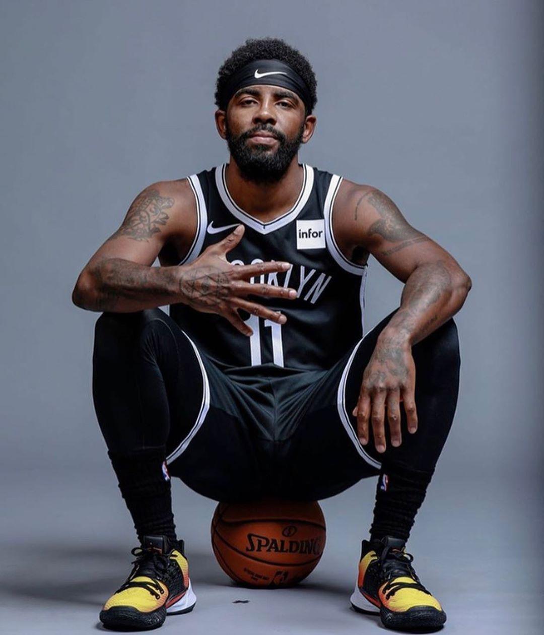 韩媒：热刺计划12月邀请孙兴慜回主场看球，并将安排特别仪式（韩媒称：热刺拟于12月邀请孙兴慜回归主场观赛，届时将举行特别致敬仪式）