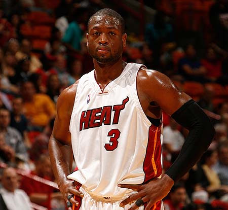 罚球少了13个！詹姆斯：有时候你能得到哨子，但有时候不能（罚球少13次！詹姆斯：有时有哨，有时没有）