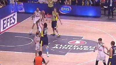 欧冠比赛战术分析：尤文图斯防守策略,（欧冠战术解析：尤文图斯的防守体系）