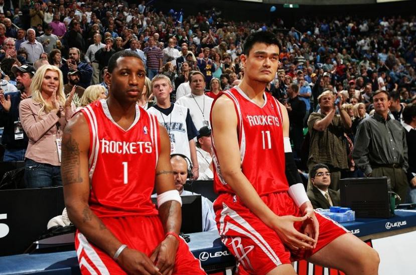 许利民谈球队后卫实力，强调发挥优势（许利民评球队后卫线实力，强调打出优势）